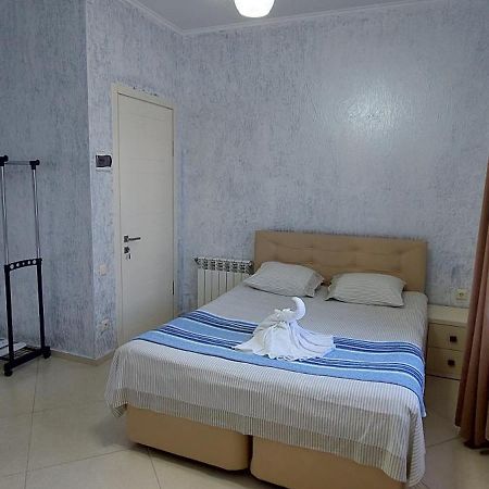 Hotel Ergo บาทูมิ ภายนอก รูปภาพ