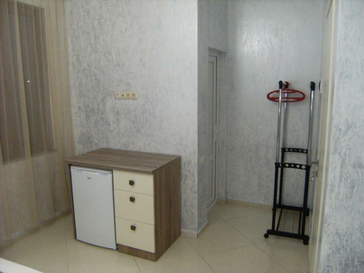 Hotel Ergo บาทูมิ ภายนอก รูปภาพ
